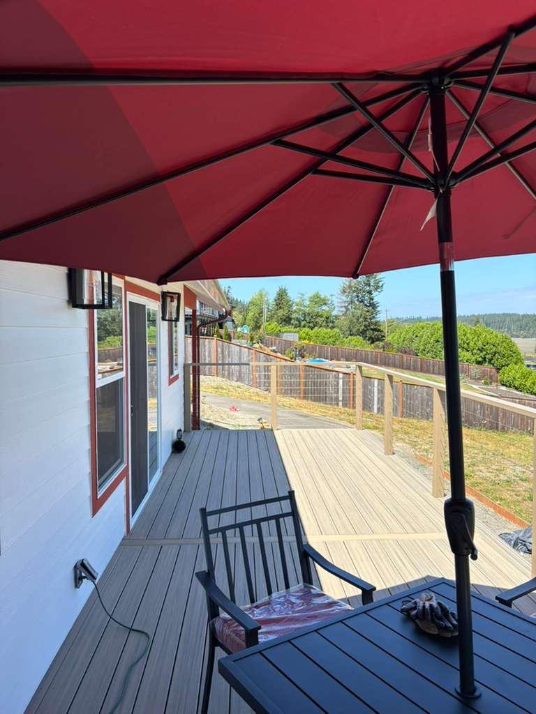 Dawn Construction deck project