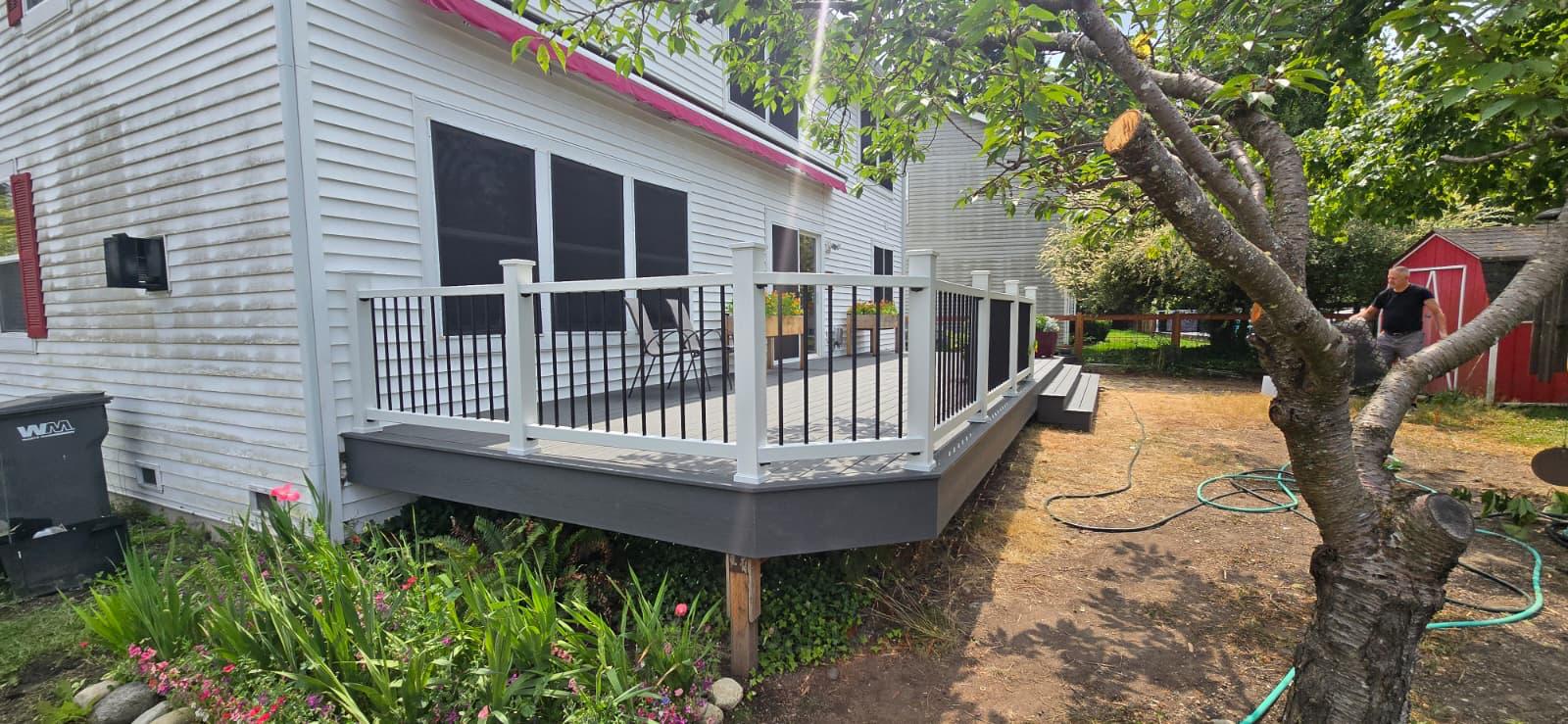 Composite Deck & Railing