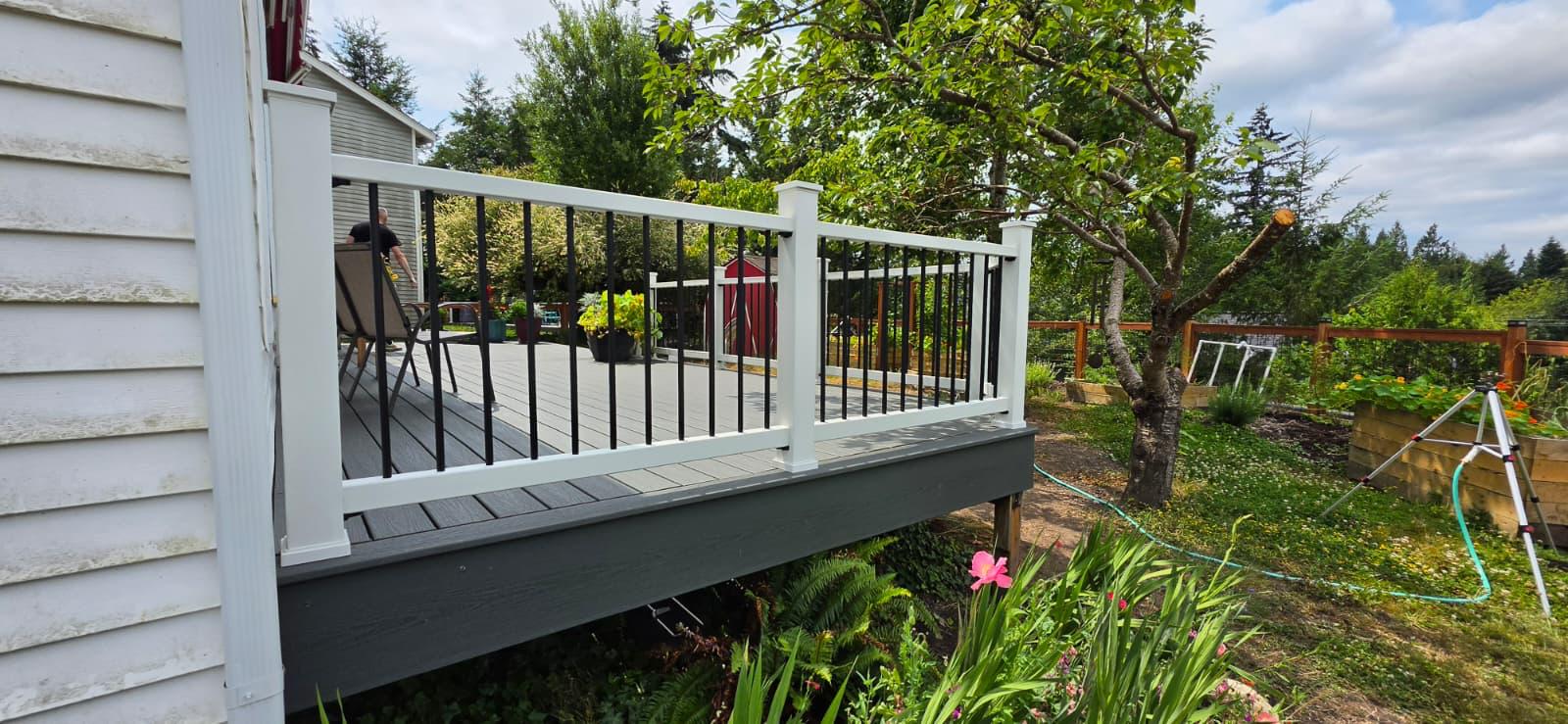 Composite Deck & Railing